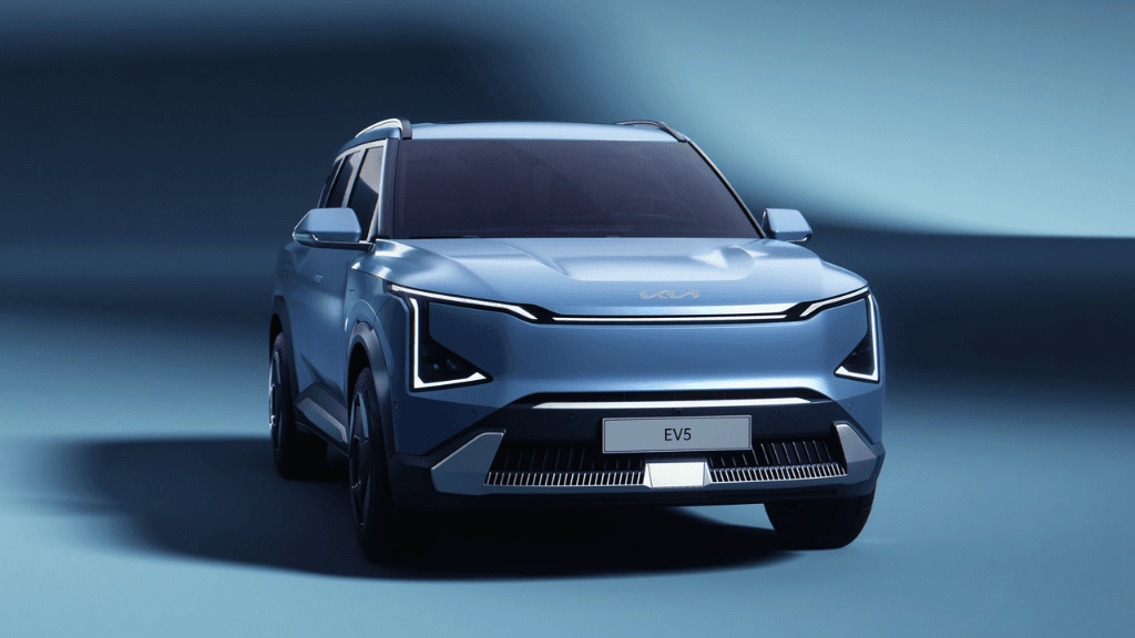 Kia EV5 Tanıtıldı: Elektrikli SUV’da 550 km Menzil, Hızlı Şarj ve Akıllı Donanımlar