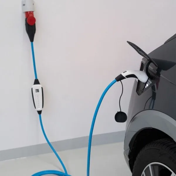 【新品未使用】 K+M_MOBILE_CHARGER kaze_to_mori 新品未使用】 K+M_MOBILE_CHARGER kaze_to_mori 【公式通販】